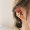 Hoopörhängen Zovoli Korean Fashion Metal Chain Pearl Stud Earring For Women Simple Farterfly Rhinestone Long 2023 SMEYCHE TREND