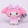 Groothandel schattige Kuromi Melody gebloemde jurk knuffel rugzak hangende sleutelhanger klein geschenk