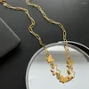 Collane con ciondolo Collana a farfalla in acciaio inossidabile per donna Catena a maglie color oro Pendenti conchiglia Gioielli per feste Bijoux