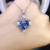 Łańcuchy 2023 Sterling Silver Natural Topaz wisiorek dla kobiet zaprojektowany w kształcie serca niebieski naszyjnik z cyrkonem biżuteria