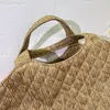 Bolsos Big Tote acolchado Gran capacidad Bolsos Hombro Compras Underarm Bag Tote Mujer diseñador Bolso monedero Totes Embossing Crossbody Moda alfabeto