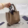 Luxurys Gemüsekorb-Handtasche, Designer-Einkaufstasche, Damen-Kuriertaschen, Damen-Umhängetaschen, modische Umhängetaschen, Kettentaschen, hochwertige Make-up-Tasche, 3 Farben im Trend