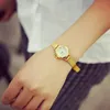 Relógios de pulso Pulseira de metal Relógio de quartzo Fácil de ler Pulseira elegante para presente ideal para o dia dos namorados H9