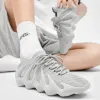 Mode trending mesh boot svart vit unisex pojkvänner sneakers par som kör sportdesigner skor med låda