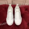 2023 Top Hot Designers sneaker Casual Shoes Mens Womens Leather Lace Up Sneakers White Black Trainers Jogging Walking