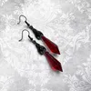 Baumelnde Ohrringe, sechseckiger Punkt, Kristall-Ohrring, schwarze Fledermaus, Valentinstag, für Frauen, Mädchen, Teenager, roter Edelstein-Anhänger