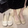 Retro Ethnic Soft-Soled Womens Shoes 2023 Bekväma Joker Hollow Ladies Sandaler Plus Size Casual Shoes på våren och sommaren