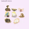 Broches Broches New Animal Breast Pin Personnalisé Fine Design Nine tailed Fox Snake and Bat Shape Breast Pin Badge T230605