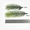 Fleurs décoratives 10pcs Simulation Plante Pin Herbe Faux Décoration En Plastique Pour Arbre De Noël