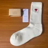 Mens Socks Classic Hafted Love Paris Style Cotton Men Mężczyzn Kobiet Kateboard Stockings