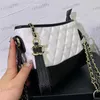 Designer Womens Beach Bag Shoulder Bag Leather Ringer Gold And Silver Patchwork Color Chain Hardware Metal C Buckle Matelasse Chain Crossbody Bags Tote 20x15cm