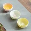 Articoli per il tè 2 pezzi / set tazza da tè in ceramica impastata a mano Dehua porcellana bianca montone grasso tazza da tè in giada Kungfu teaset cerimonia del tè bicchieri regalo