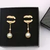 20 Estilo 18 K Chapado en oro Diseñador Marca Pendiente Diseñador Doble letra Moda Perla Pendientes Pendientes Stud Mujeres Boda Fiesta Joyería de alta calidad