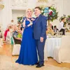 2023 Vestidos de madre de novia vintage Azul real Mangas largas Cuello de joya Apliques de encaje de gasa Longitud del piso de cristal Tallas grandes Bodas personalizadas Vestidos de fiesta de noche