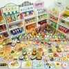 부엌 재생 음식 16 귀여운 미니 인형 집 슈퍼마켓 스낵 케이크 케이크 와인 음료 플러시 BJD 주방 액세서리 소녀 선물 장난감 230605