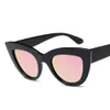 2023 New Cat Eye Women Solglasögon tonade färglins män vintage formade solglasögon kvinnliga glasögonblå solglasögon varumärkesdesigner