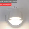 ウォールランプ北欧のシンプルなモダンなLED照明器具回転ベッドサイドランプクリエイティブスイッチ読み取りsconce鉄屋内照明