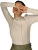 女性用Tシャツ女性が切った長袖Tシャツ春秋のタートルネックスリムフィットカジュアルプルオーバー女性ストリートウェアベースティートップス