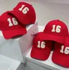 C 16 Letter Baseball Cap Lisa Star Online Red Catwalk Samma stil Cap för män och kvinnor Solskyddshatt