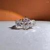 Cluster Ringen Drie Stenen 5 D Kleur Moissanite Diamond Ring S925 Zilver Galvaniseren K Gold Engagement Vrouwen Fijne Sieraden