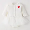 Flicka klänningar vårens höstfödd tjejklänning kostym broderi hjärta baby tutu stickad cardigan set spädbarnskläder