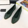 Balett platt äkta läderskor designer kvinna loafers klänning skor kvinnan platt skor storlek 35-42 casual skor designer bröllop fest lyx sammet säsongsbetonade ss