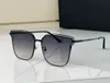 Oversize geometric design womens sunglasses lambskin classic chain design highlights the unique charm of women SIZE 61 16 145 mens sunglasses outdoor