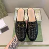 Princetown Designer tofflor Kvinnor Mules Loafers läderglas Metallkedja Bekväm avslappnad sko Spets Velvet Slipper med dammväskor