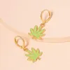 Boucles d'Oreilles Simple Mode Petite Feuille Fraîche Femelle Mignon Amusant Perle Cerceau Pour Les Femmes Des Années 90