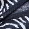 レディースニット秋2023年秋女性ファッションアニマルプリントジャクアードニットコートレトロカジュアルシングル胸肉ポケット装飾されたセーターカーディガン