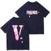 Vlone Tees Vlone Brand T-shirt Heren T-shirts Vlones Trendy Pink Letter Big V Print en Casual Hip Hop Short Summer Hirts T-shirts Dames Design Man T-shirt Man S-3XL