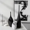 VASES CERAMIC VASE BLACK and White Simple Creative Design Handmade Art Descoration Living Room Model Model Home Decore 230603