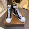 Designer platt sneaker tränare casual skor denim canvas läder vit grön röd blå bokstäver modeplattform män kvinnor låga tränare sneakers 0601