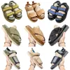 Sandálias austrália chinelos femininos sapatos plataforma leves masculinos salto grosso sapatos de grife argola com estampa de letras tiras traseiras sapatos de praia sapatos esportivos jogging
