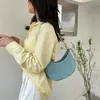 Sac à main décontracté sacs féminins mode à la mode simple et pratique sac sous les bras pour chambre simple