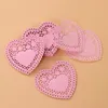 Masa Peçeti 250pcs Kalp Doilies Hollow Love Placemats Petrol Düzeltısı Kağıt Kek Paspasları Düğün 4 inç