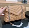 Moda kadınlar lüks tasarımcılar omuz çantaları çanta yüksek kaliteli deri crossbody el çantası bayanlar klasik koyun derisi zincir bulut çantası cüzdan trend debriyaj çanta