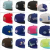 40 Stili speciali Cappelli snapback da baseball da uomo Colori misti Cappellini sportivi regolabili Chapeau Rosa Cappello con lettere di Los Angeles 1981 Toppa mondiale Ed sul lato Ju6-04