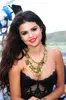 2023 Mode Selena Gomez Abendkleider für den roten Teppich mit freiliegender Stickerei und durchsichtigen sexy schwarzen formellen Kleidern Abendgarderobe für Frauen