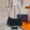 Kadın moda tasarımcısı omuz çantaları gerçek deri naylon adam bile çantalar hobo çanta çantaları bayan siyah fırçalı tote altbilalı crossbody makyaj pochette çanta