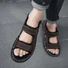 2018 39 skórzany slajd drewniany Sandles męskie męskie męskie sandały Sandalhas Geta Sneaker Outdoor Rzymskie mężczyzn Masaż Buty SLID na L230518