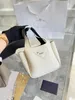 Luxe designer handtassen prad Driehoek logo draagtas Onderarmtas mand Dames Heren schoudertas Koeienhuid crossbody koppeling Magnetische drukknoopsluiting dame modetassen