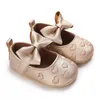 Chaussures bébé princesse amour chaussures en cuir PU bébé fille chaussures mocassins grand nœud frange semelle souple chaussures antidérapantes chaussures de berceau