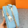 Bolsa de ombro com design de nicho exclusivo 2023 nova bolsa crossbody feminina verão corrente popular bolsas crossbody mini em forma de coração