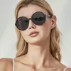 Solglasögon för män Kvinnor Luxury Sungases Herr Fashion Sun Glasses UV 00 Vintage Ladies Sunglass Unisex Retro Round Designer Solglasögon 5L6A34