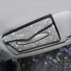 Novos acessórios para carro caixa de lenços de cristal strass caixa de lenços de carro viseira tipo couro PU caixa de lenços capa com brilho suporte de papel feminino