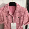 23ss Vestidos de Verão Mulheres Designer Estilo Menina Único Breasted Tweed Lapela Cintura Manga Curta Vestido de Alta Qualidade Roupas Femininas A1