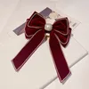 Broscher koreanska sammet stor båge för kvinnor tyg strass pärla slips lyxiga smycken bröllop fest brosch accessoarer gåvor