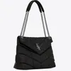 Handväska kvinnors arbetsväska läder svart väska metallkedja spänne öppen stängd crossbody väska