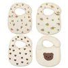 Bavaglini Panni 2PC Bavaglino neonato in cotone Goze Neonati maschi e femmine Burp Abbigliamento Moda Sciarpa Asciugamano saliva per alimentazione per bambini G220605